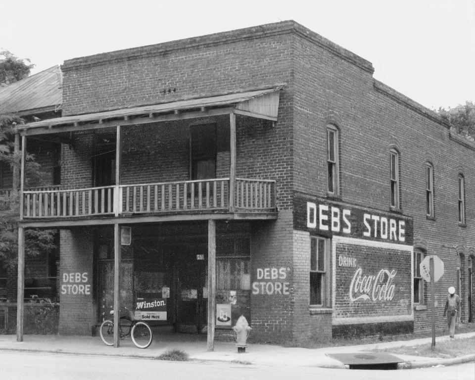 An undated vintage photo of Debs Store on Jacksonville's Eastside. The Debs family is among those who hope to renovate and expand the building to sell fresh food and provide other services.