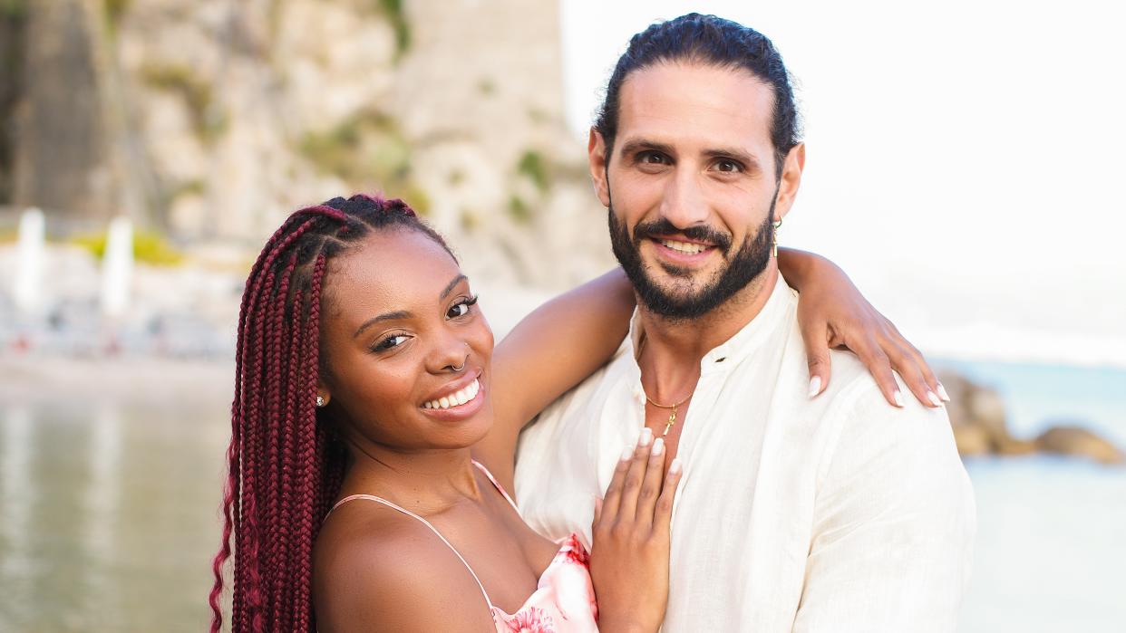  Alex and Adriano in cast photo for 90 Day Fiancé: Love in Paradise season 4. 