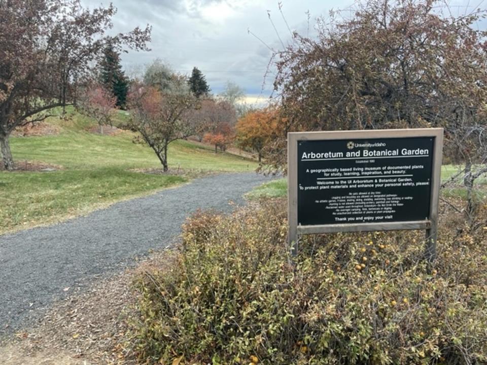 The entrance to the University of Idaho Arboretum and Botanical Garden is located on campus, just up the road from the Sigma Chi frat house (Sheila Flynn)
