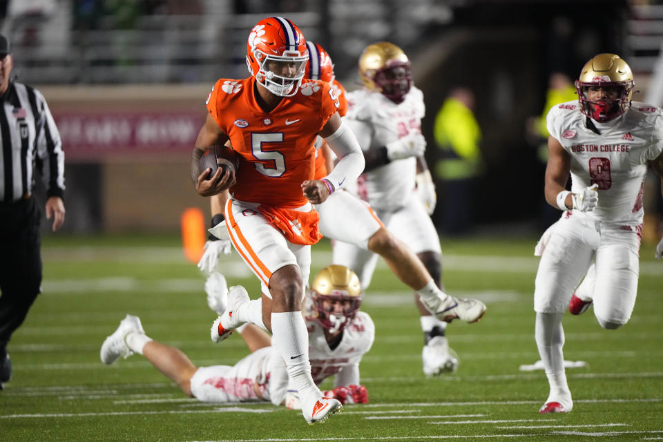 CHESTNUT HILL, MA - OCTOBER 08: Clemson Tigers Quarterback DJ Uiagalelei (5) runs with the ball during the second half of the college football game between the Clemson Tigers and the Boston College Eagles on October 8, 2022, at Alumni Stadium in Chestnut Hill, Ma. (Photo by Gregory Fisher/Icon Sportswire via Getty Images)