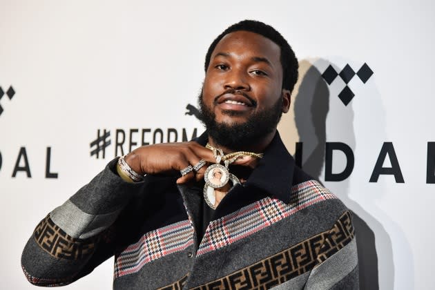 Meek Mill Donates Backpacks to Students in Philadelphia