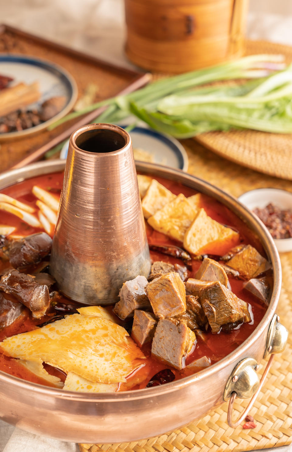 Marinated beef in spicy stew. (PHOTO: Tong Xin Ru Yi)