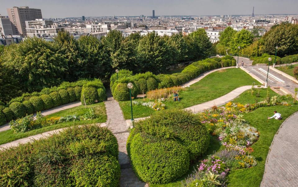 Clos des Envierges is inside the Parc de Belleville