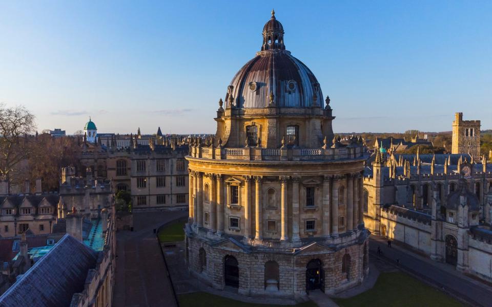 Oxford University - John Lamb/Photodisc