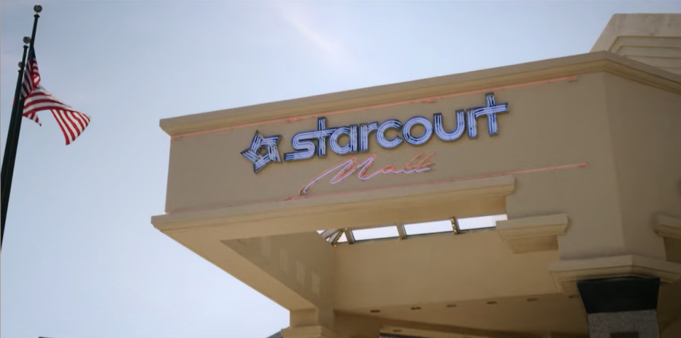 starcourt mall facade