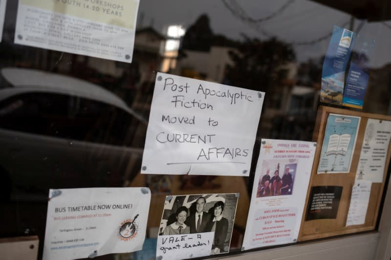 The Wider Image: From Australian bushfire ashes, a community rises in solidarity