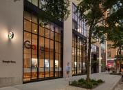 <p>Google Store Chelsea. Exterior facade.</p> 