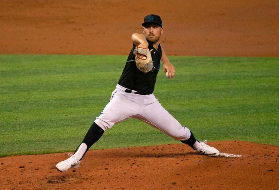 Miami Marlins pitcher Daniel Castano (72) pitches against the Atlanta Braves during the second inning of a Major League Baseball game against the Atlanta Braves at Marlins Park in Miami on Saturday, August 15, 2020.