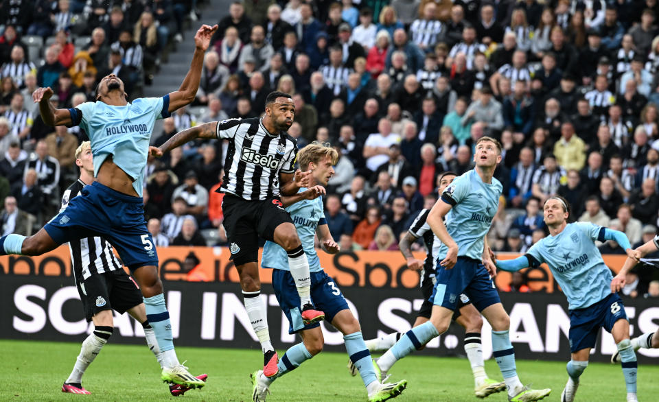 NEWCASTLE UPON TYNE, ENGLAND - SEPTEMBER 16: Callum Wilson of Newcastle United (9) in action during the Premier League match between Newcastle United and Brentford FC at St. James Park on September 16, 2023 in Newcastle upon Tyne, England. (Photo by Serena Taylor/Newcastle United via Getty Images)