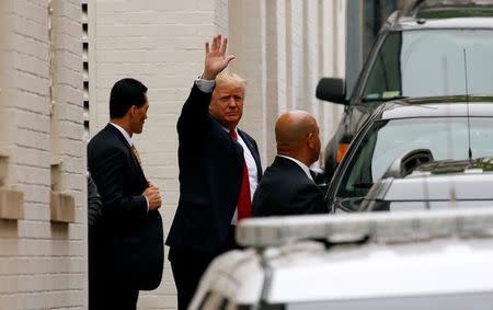 U.S. Republican presidential candidate Donald Trump arrives at the Republican National Committee for a meeting with Speaker of the House Paul Ryan on Capitol Hill in Washington, U.S., May 12, 2016. REUTERS/Kevin Lamarque