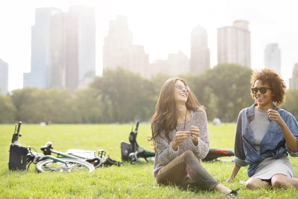 Seeing loved ones can ease stress and reset your mind. (Photo: Cavan Images via Getty Images)