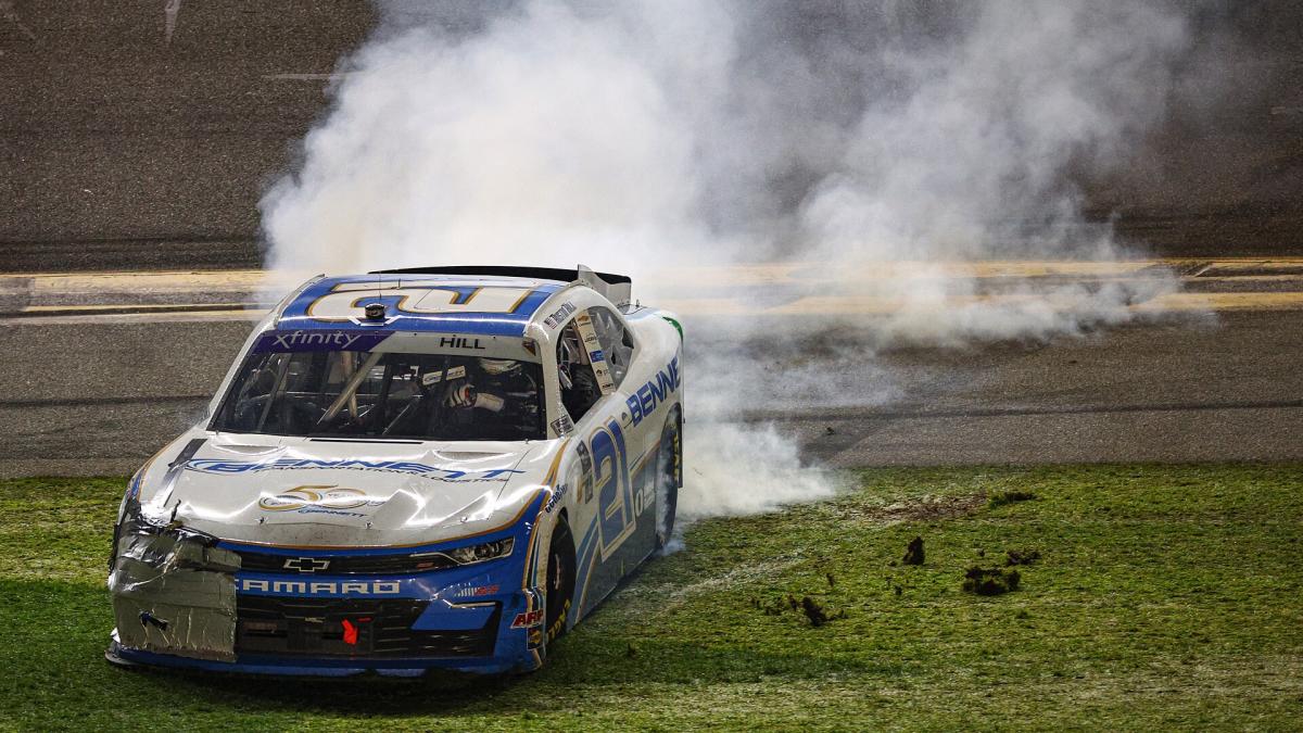 Austin Hill säkrar segern i Xfinity Series Daytona-evenemanget