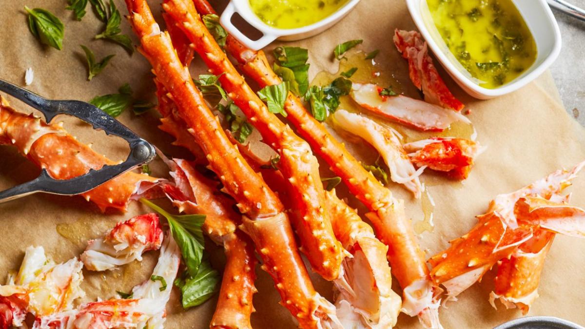 How to Make Clarified Butter for Crab Legs and Lobster