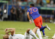 Colombia's Roger Martinez, right, celebrates scoring his side's first goal during a Copa America Group B soccer match against Argentina at the Arena Fonte Nova in Salvador, Brazil, Saturday, June 15, 2019. (AP Photo/Natacha Pisarenko)