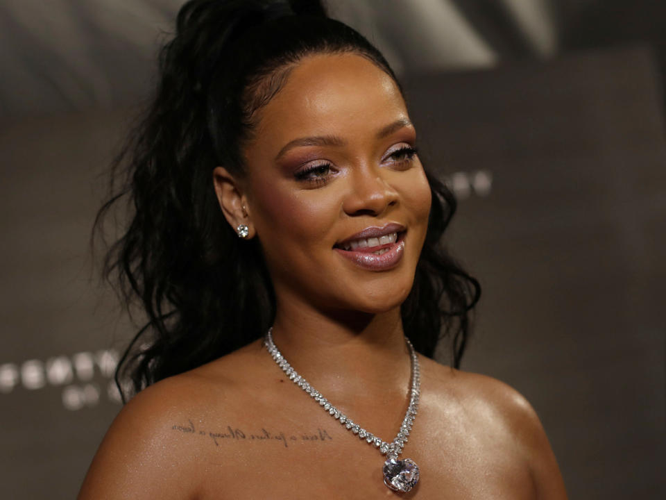 Was hat sich Rihanna bei diesem Post gedacht? (Bild-Copyright: Vianney Le Caer/Invision/AP)