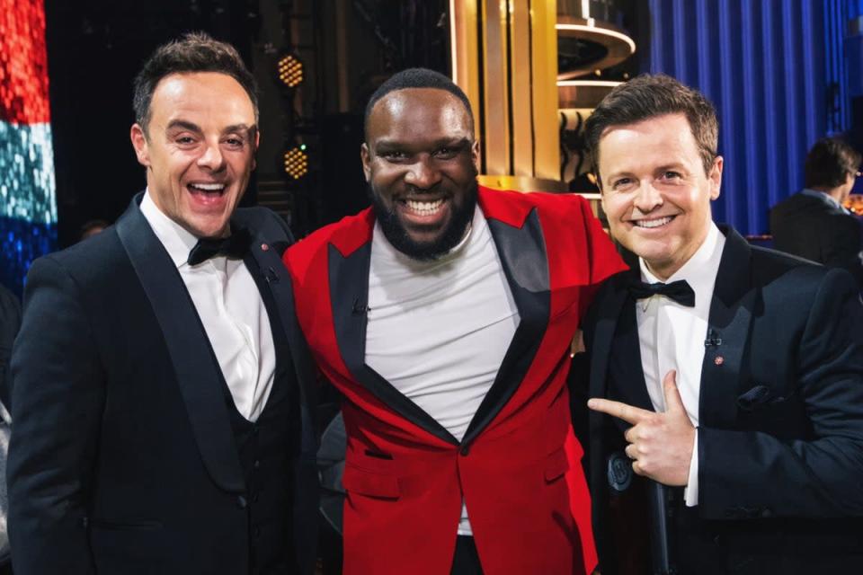 Comedian Axel Blake with the Britain’s Got Talent hosts (Ant and Dec / Twitter  )