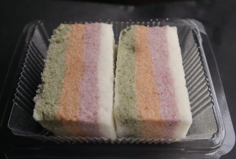 bosong rice cake - rainbow rice cake