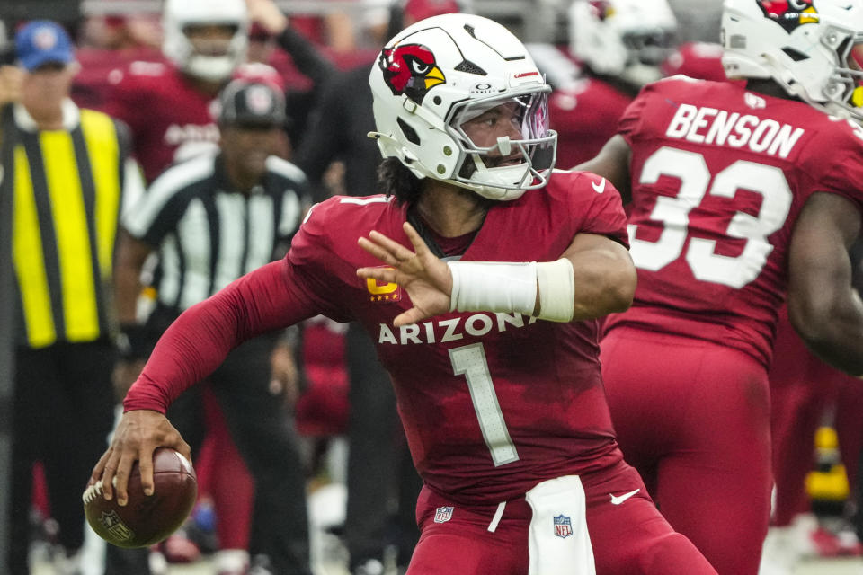 Arizona Cardinals quarterback Kyler Murray (1) works in the pocket against the Los Angeles Rams during the first half of an NFL football game, Sunday, Sept. 15, 2024, in Glendale, Ariz. (AP Photo/Rick Scuteri)