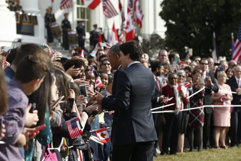 President Barack Obama and Canadian Prime Minister Justin Trudeau, greet guests on the South Lawn of the White House on Trudeau’s arrival, Thursday, March 10, 2016 in Washington, (AP Photo/Pablo Martinez Monsivais)