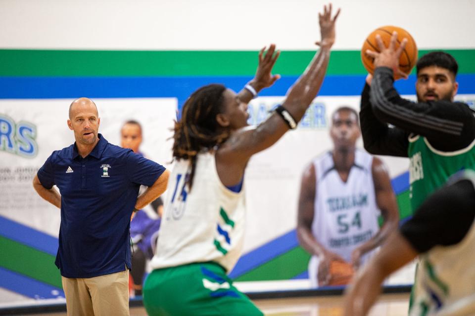 Head Coach Steve Lutz watches a drill during Islanders basketball practice Wednesday morning at Texas A&M University - Corpus Christi, Sept. 28, 2022. 