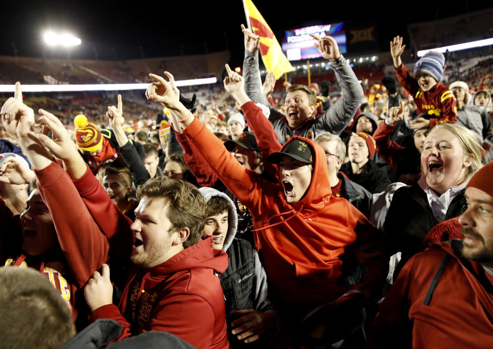 West Virginia coach Dana Holgorsen wasn’t happy with Iowa State fans for storming the field on Saturday after their upset win over the Mountaineers. (Photo by David Purdy/Getty Images)