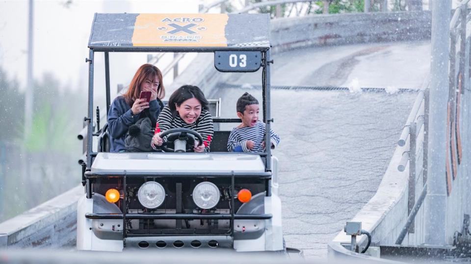 鈴鹿賽道樂園為日本鈴鹿賽車場唯一海外授權的遊樂園。（圖/翻攝自鈴鹿賽道樂園Facebook）