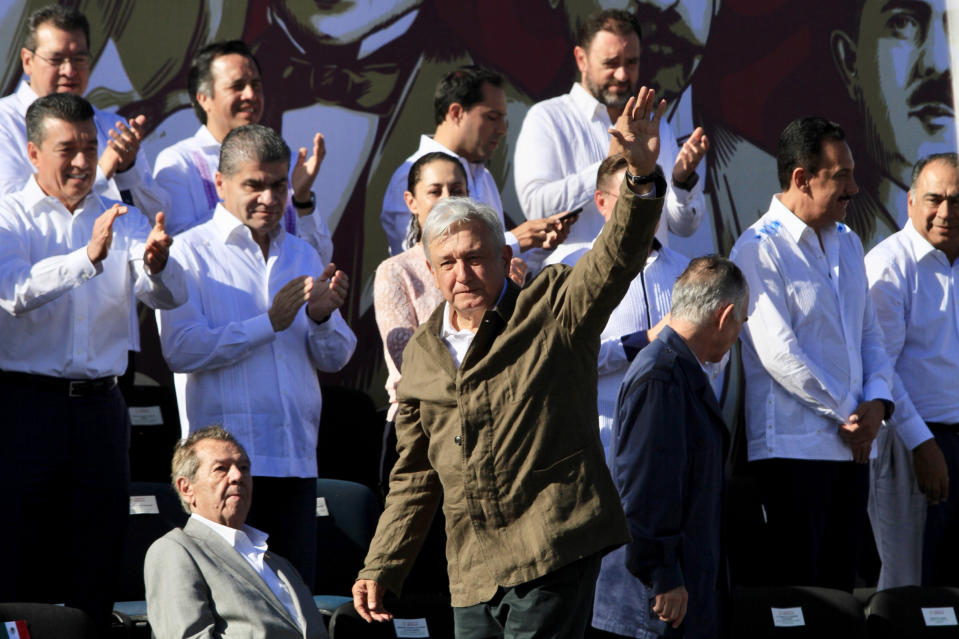 Ciudadanos responden a la convocatoria presidencial en Tijuana