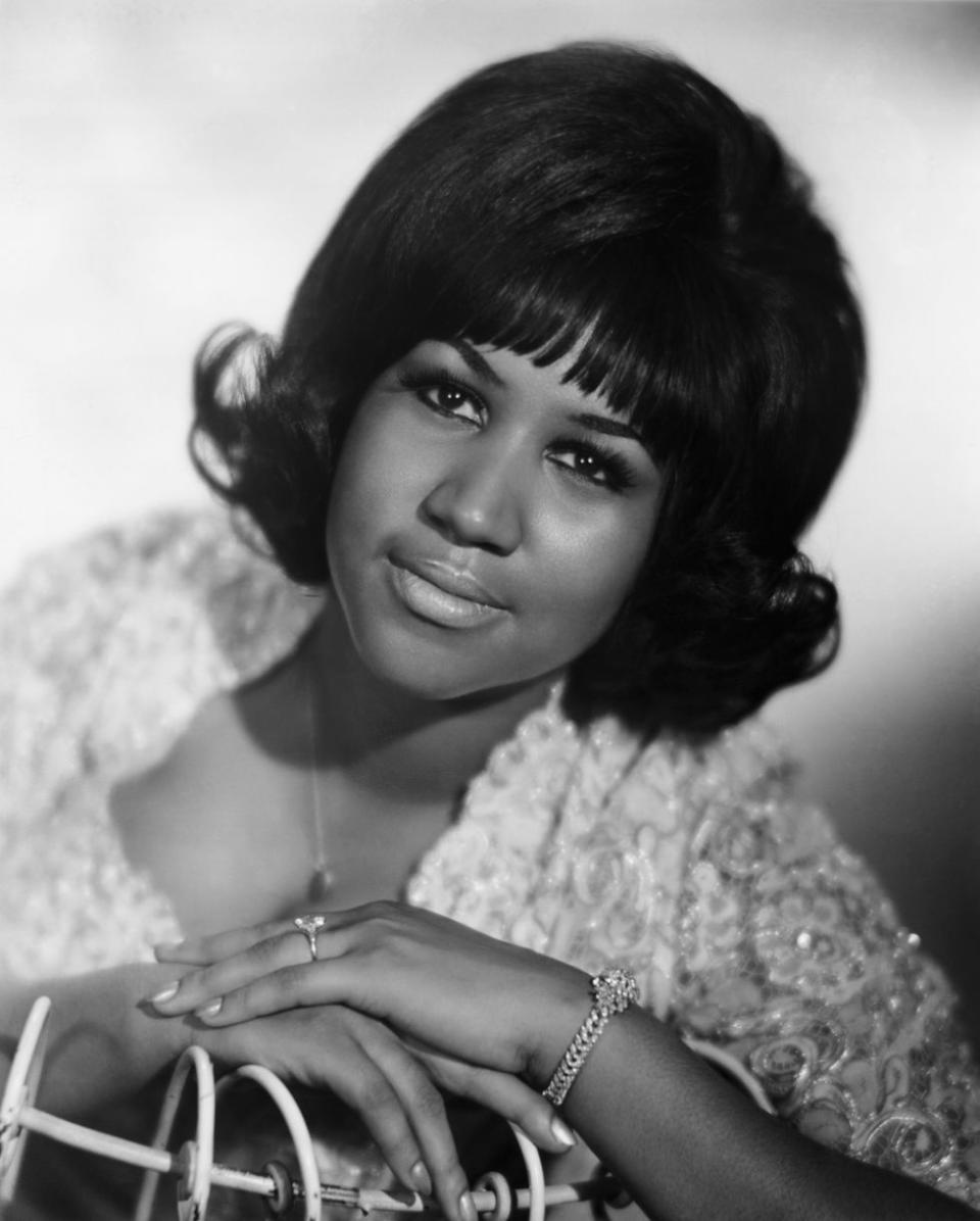 <p>The '60s were all about showcasing bright and shiny diamonds, and as a result, simple silhouettes became more popular for their modern look. Aretha Franklin's engagement ring from Ted White shows off the chic simplicity of this trend.</p><p><strong>RELATED</strong>: <a href="https://www.goodhousekeeping.com/life/g22746859/aretha-franklin-younger-life/" rel="nofollow noopener" target="_blank" data-ylk="slk:An In-Depth Look Back at Aretha Franklin's Life in Photos;elm:context_link;itc:0;sec:content-canvas" class="link ">An In-Depth Look Back at Aretha Franklin's Life in Photos</a></p>