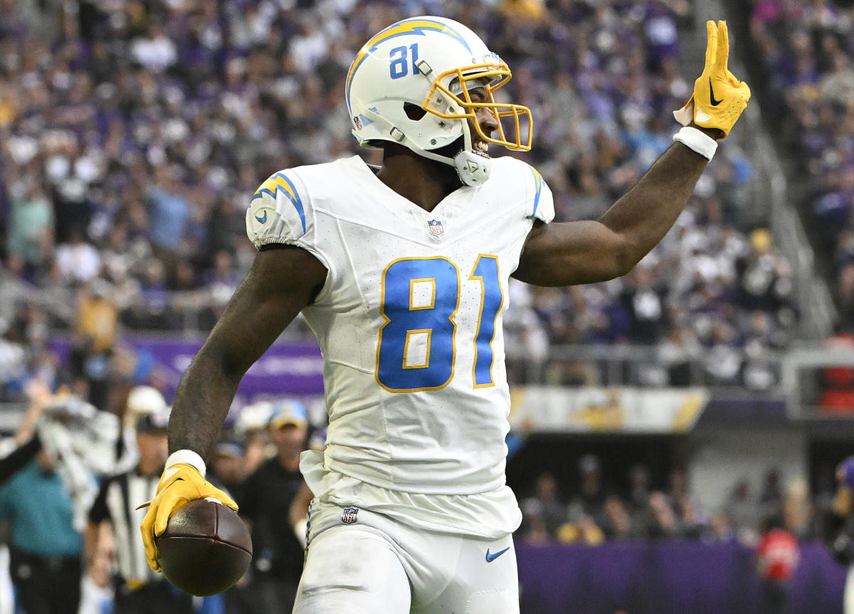 NFL wild-card injury tracker: Chargers WR Mike Williams out with