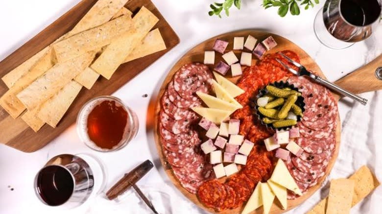 meat and cheese tray with crackers