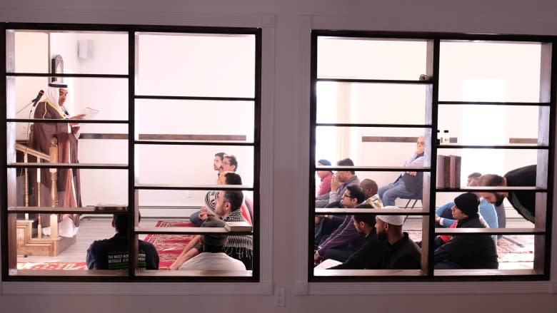 New Iqaluit mosque opens doors