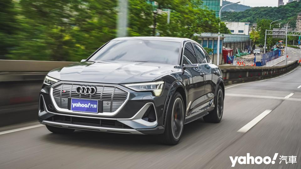 <p>2022 Audi e-tron S Sportback都會試駕-02</p> 