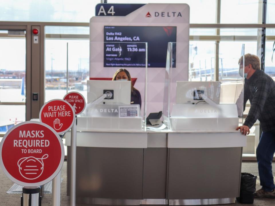 Flying on Delta Air Lines during pandemic