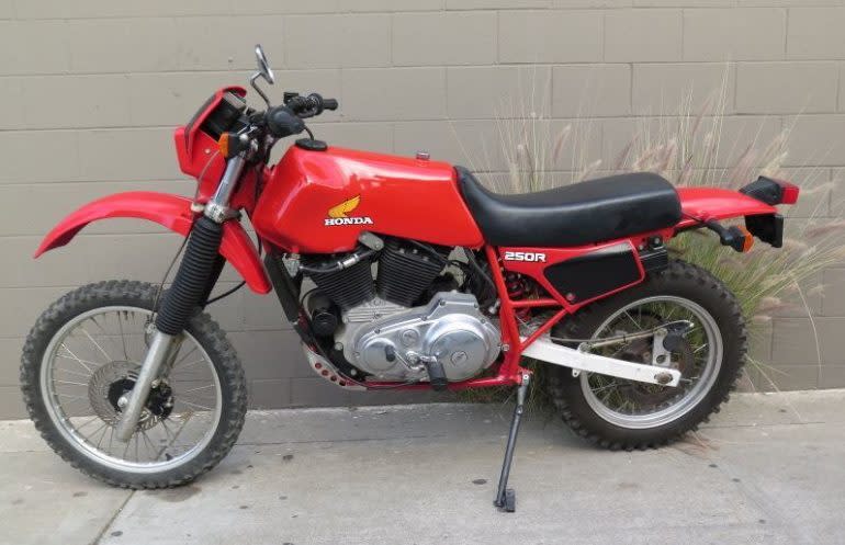 honda-xl883-left-side