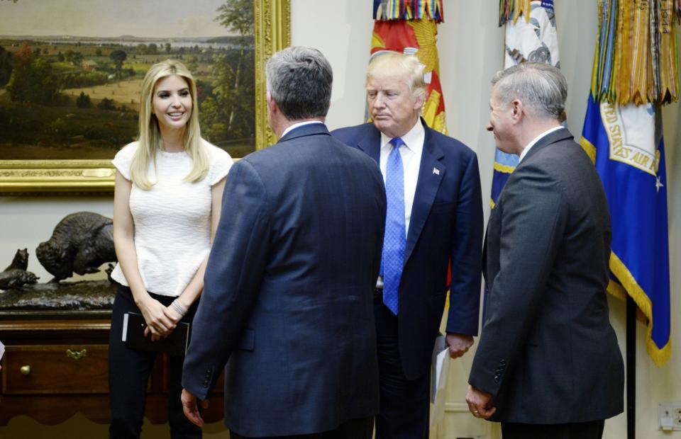 Ivanka no tiene un puesto oficial en la Casa Blanca, pero su influencia es evidente