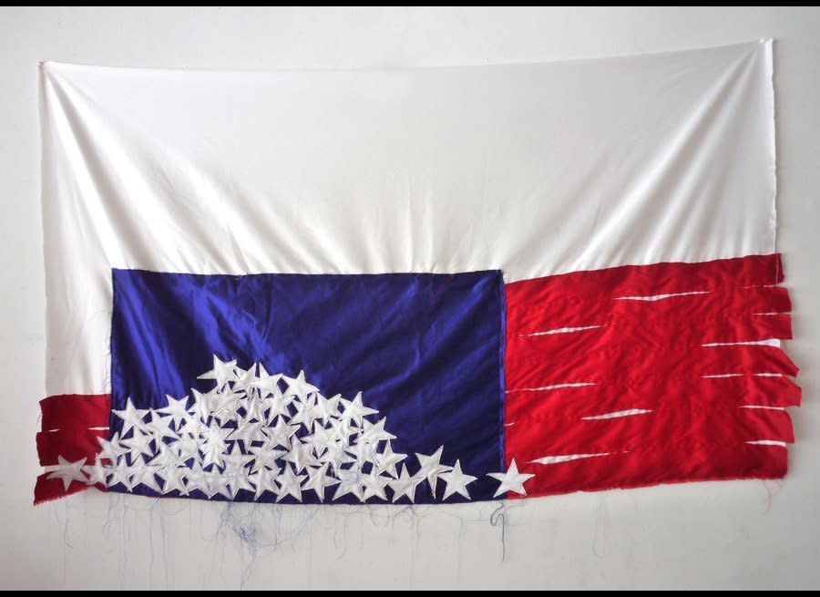 Deconstructed Flag #2 (Out of Order), 2012, Cotton sateen and thread, 72 x 42 inches, courtesy of the artist and envoy enterprises, New York.