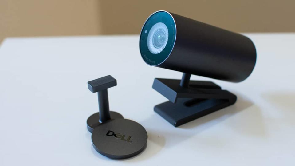 dell ultrasharp webcam with mounts