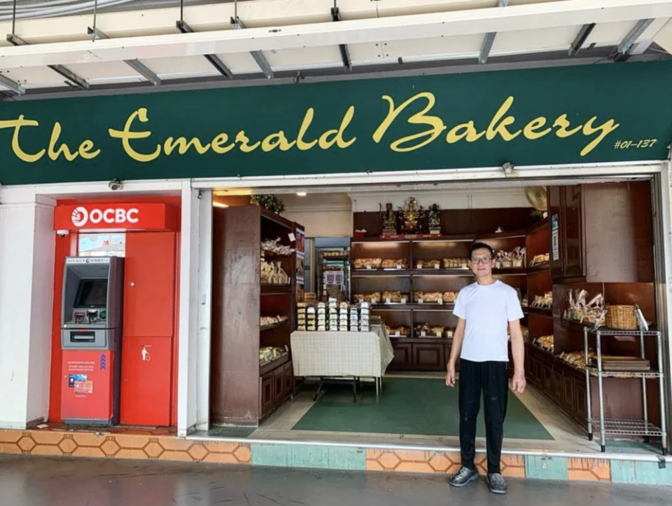 the emerald bakery - storefront