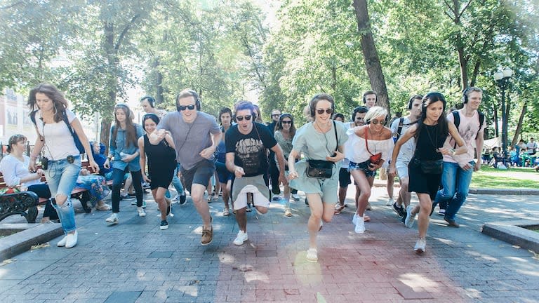 No apto para sedentarios: Remote Buenos Aires, una experiencia inmersiva en la vía pública porteña y generada por un colectivo alemán