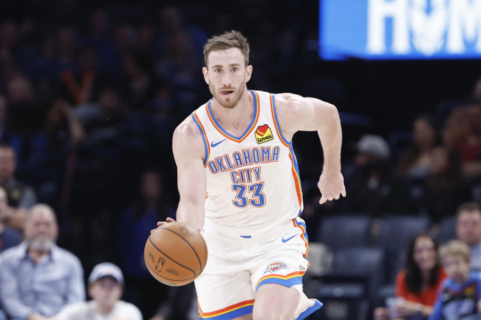 Feb 23, 2024; Oklahoma City, Oklahoma, USA; Oklahoma City Thunder forward <a class="link " href="https://sports.yahoo.com/nba/players/4724/" data-i13n="sec:content-canvas;subsec:anchor_text;elm:context_link" data-ylk="slk:Gordon Hayward;sec:content-canvas;subsec:anchor_text;elm:context_link;itc:0">Gordon Hayward</a> (33) dribbles the ball down the court against the Washington Wizards during the second half at Paycom Center. Mandatory Credit: Alonzo Adams-USA TODAY Sports