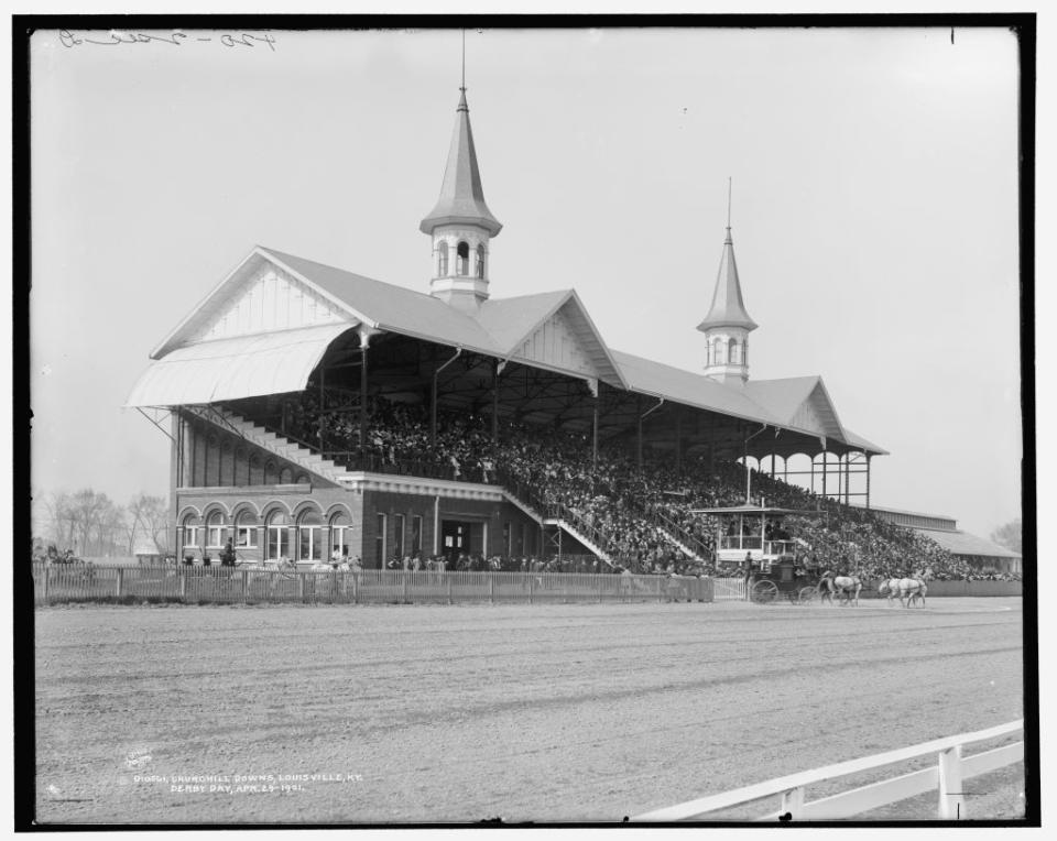 Churchill Downs, Louisville, Ky., Derby day, 1901<span class="copyright">Heritage Images/Getty Images</span>