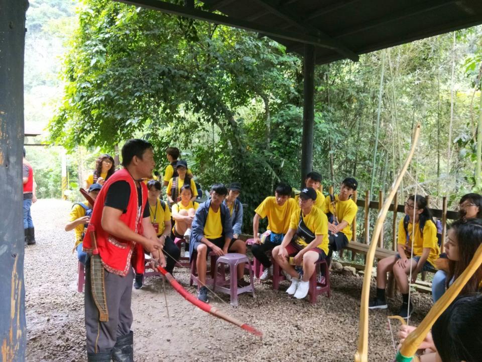 竹林養生村可以體驗到原住民的傳統文化。圖片來源：Facebook@新竹和平部落竹林養生村