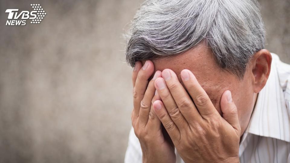 66歲男性出現臉麻現象，竟是帶狀疱疹病毒引起。（圖／TVBS）