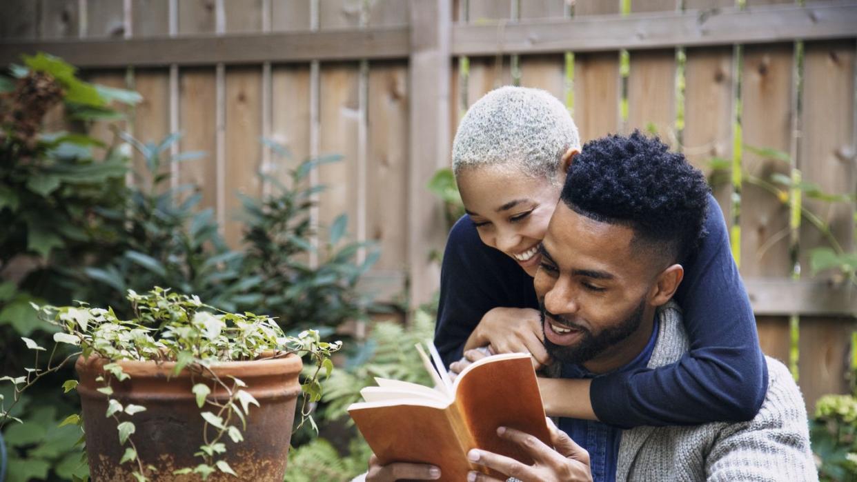 couple reading together