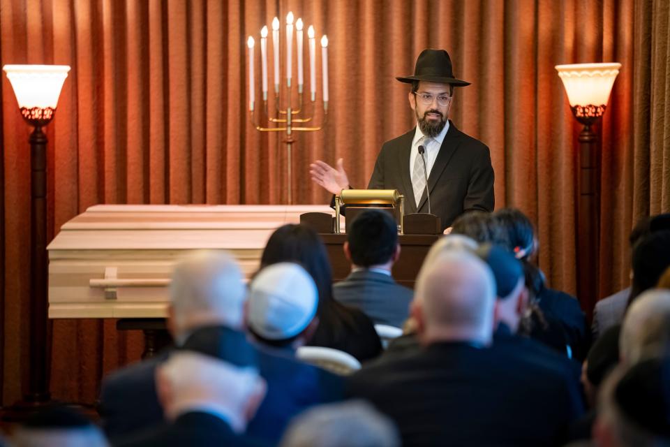 Rabbi Daniel Wolnerman speaks during a funeral for his grandfather David Wolnerman, Tuesday, Sept. 5, 2023. David Wolnerman was Des Moines' last known survivor of the Holocaust and one of the few remaining in Iowa. He died Monday.