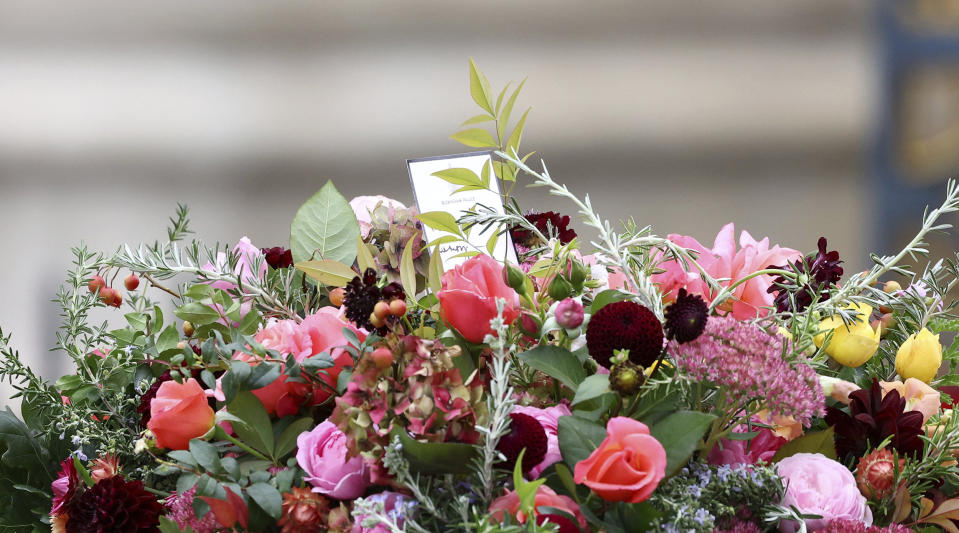 Queen coffin flowers (Hannah Mckay / AP)