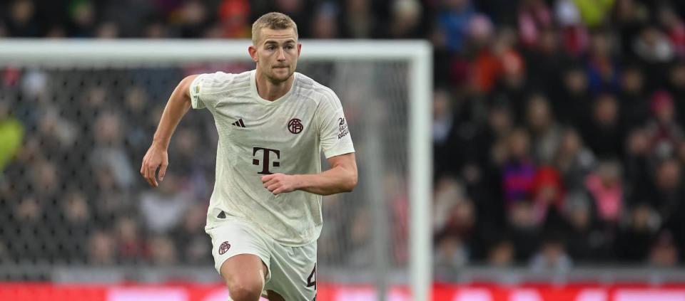 Man United want two new centre backs, Matthijs de Ligt and Jarrad Branthwaite