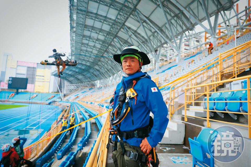 黃春源是台灣民間搜救的傳奇人物，近年國際大型災難如尼泊爾、印尼龍目島與土耳其敘利亞地震，都能看到他的身影。