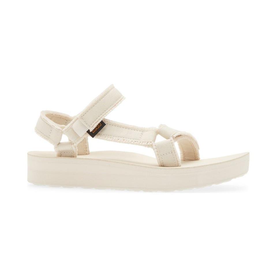 14) Midform Universal Canvas Sandal