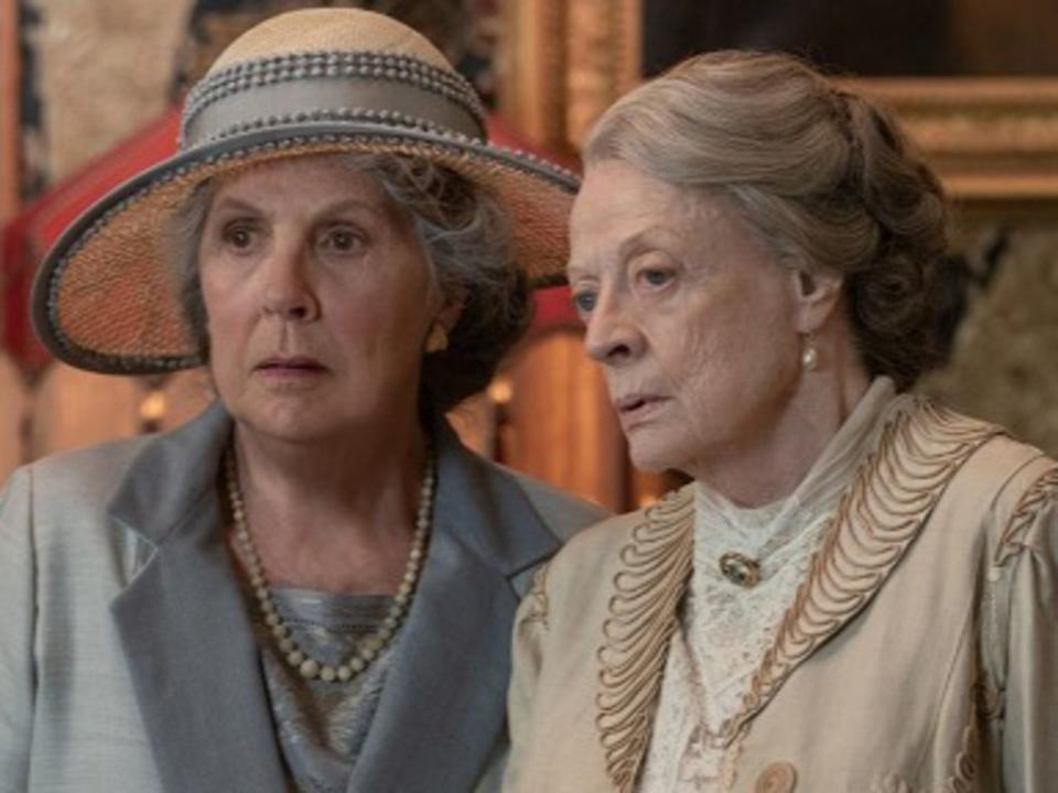 Penelope Wilton and Maggie Smith in ‘Downton Abbey: A New Era’ (BEN BLACKALL/FOCUS FEATURES)
